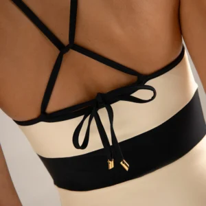 ENTERIZO IVORY NEGRO